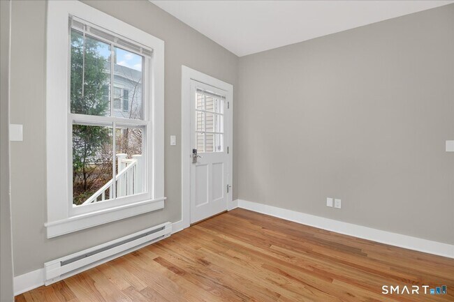 Building Photo - 23 S Main St