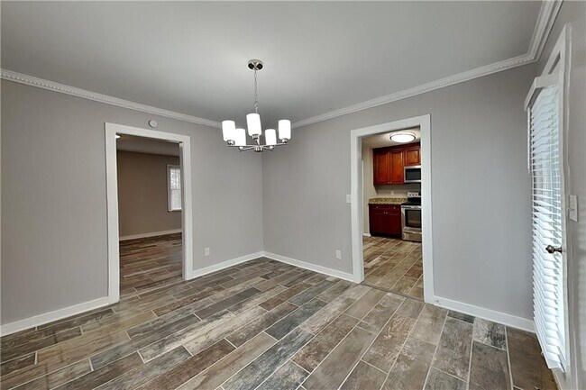 Building Photo - 304 Winchester Way