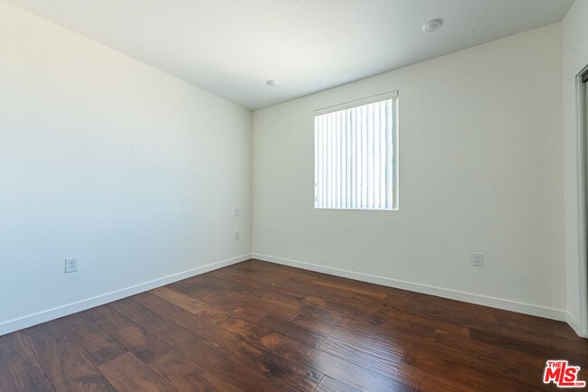 Building Photo - 5531 La Mirada Ave