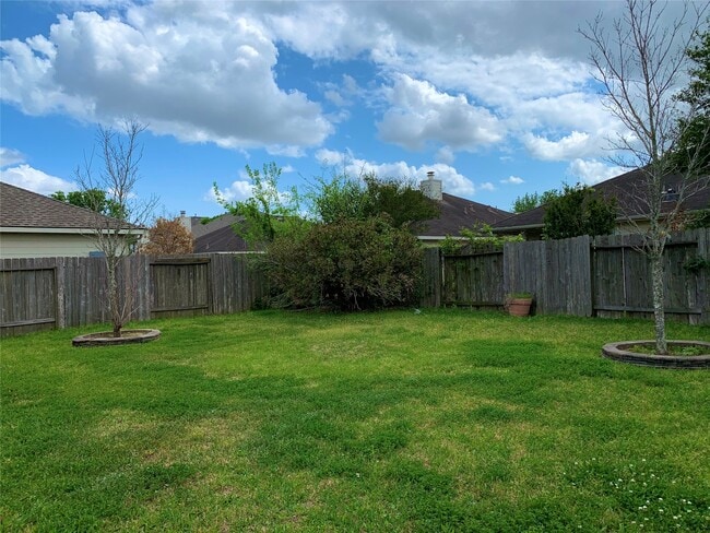 Building Photo - 25203 Bluma Ranch Dr