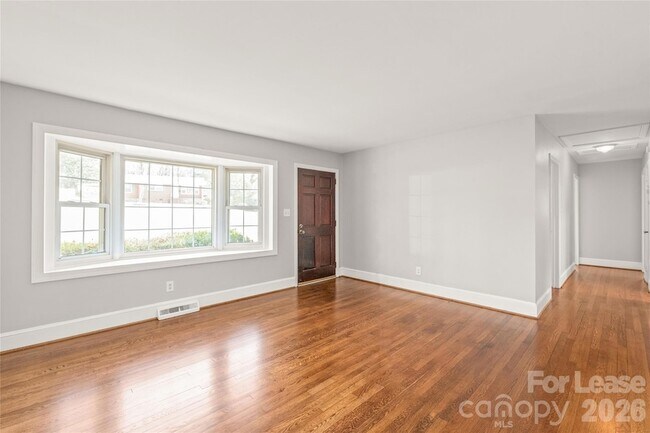 Building Photo - 4914 Kistler Ave