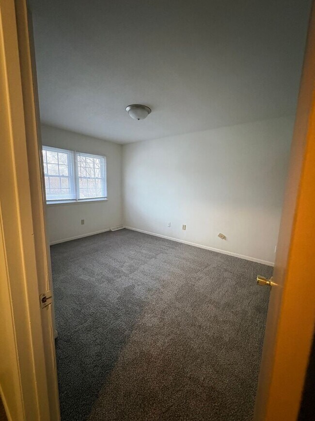 Building Photo - 4801/4803 SW 14th Street