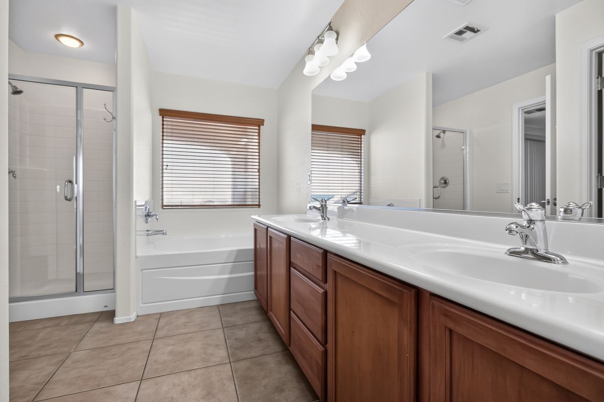 Building Photo - 6838 Sigri St