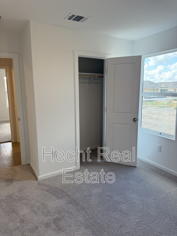 Building Photo - 1836 Wood Warbler Ln