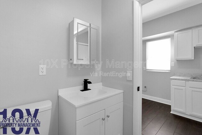 Building Photo - 1805 S 6th St