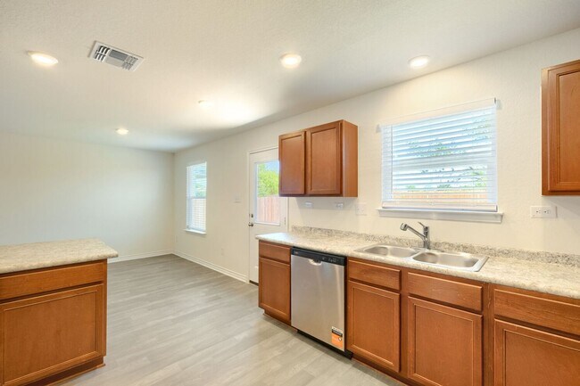 Building Photo - 4519 Gato Calico Dr