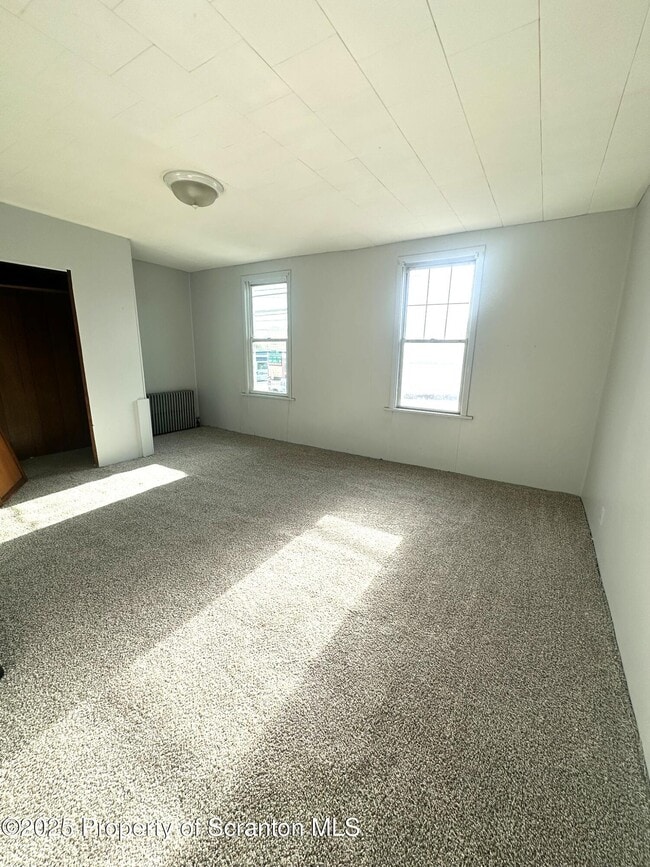 Building Photo - 539 Hazle St