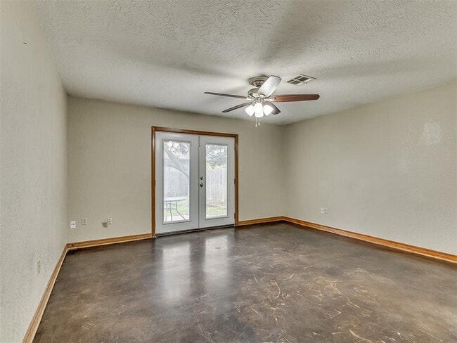 Building Photo - 1518 Boyd St