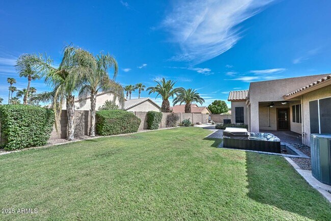 Building Photo - 7869 W Kristal Way