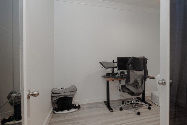 Building Photo - 154 Kendrick Pines Blvd