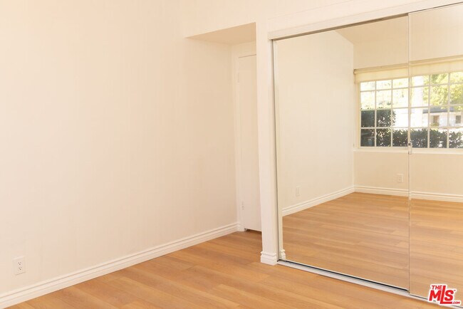 Building Photo - 24316 Burbank Blvd