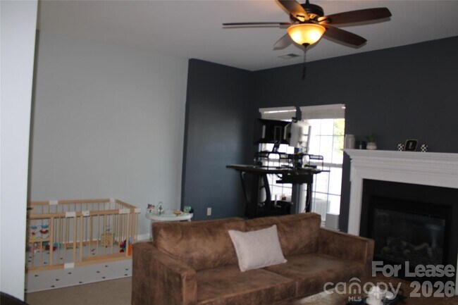 Building Photo - 9446 Cadman Ct