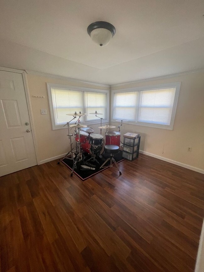 Building Photo - Welcome to FireDepartment102, a charming 2...