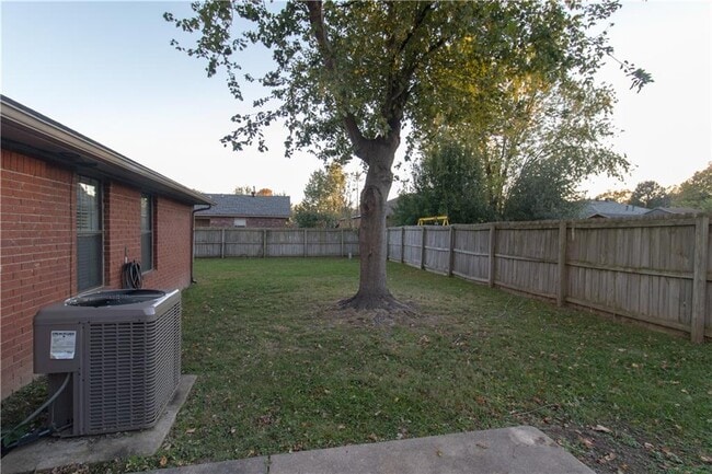 Building Photo - 1703 Watson Ave