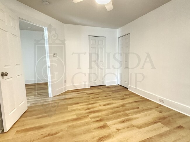 Building Photo - 1538 Fallowfield Ave