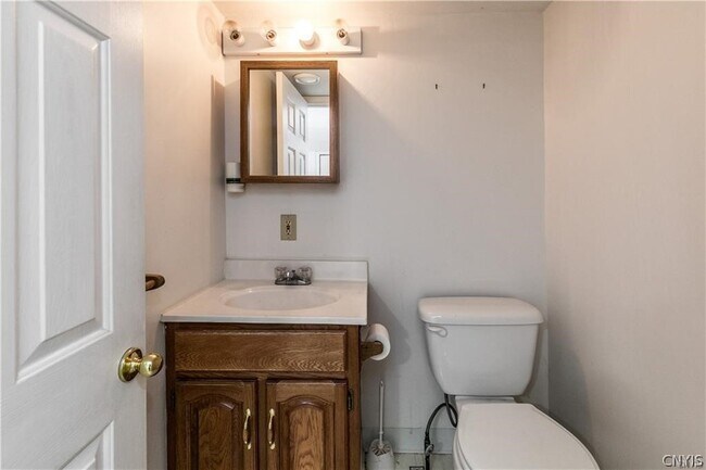 Building Photo - 105 Salem Rd