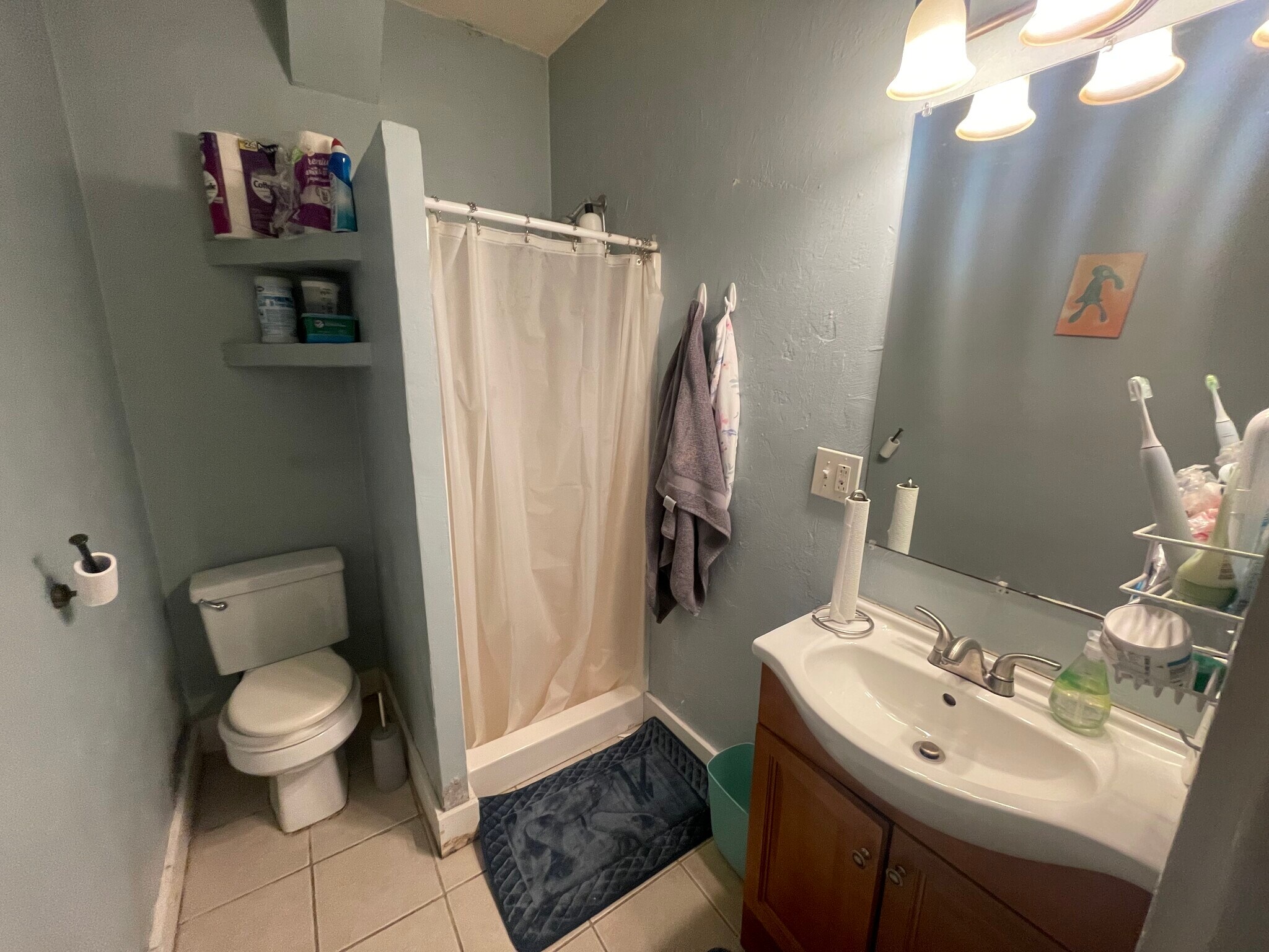 Building Photo - 8 Eldora St