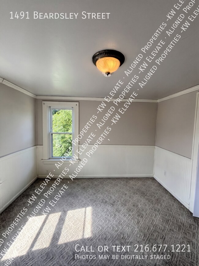Building Photo - 1491 Beardsley St