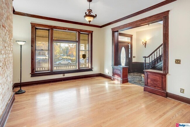 Building Photo - 2210 Wirt St