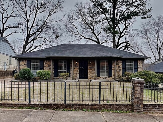 Primary Photo - 5010 Penwood Cove