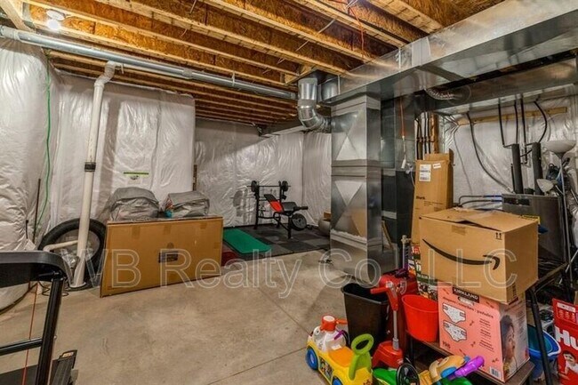 Building Photo - 9366 Primo Ln