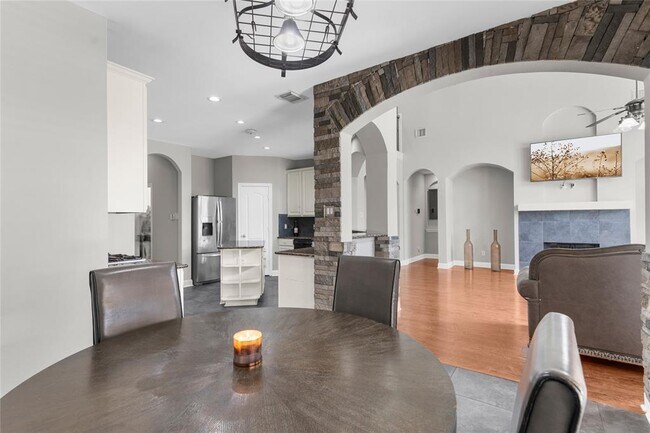 Building Photo - 20911 Lonely Star Ln