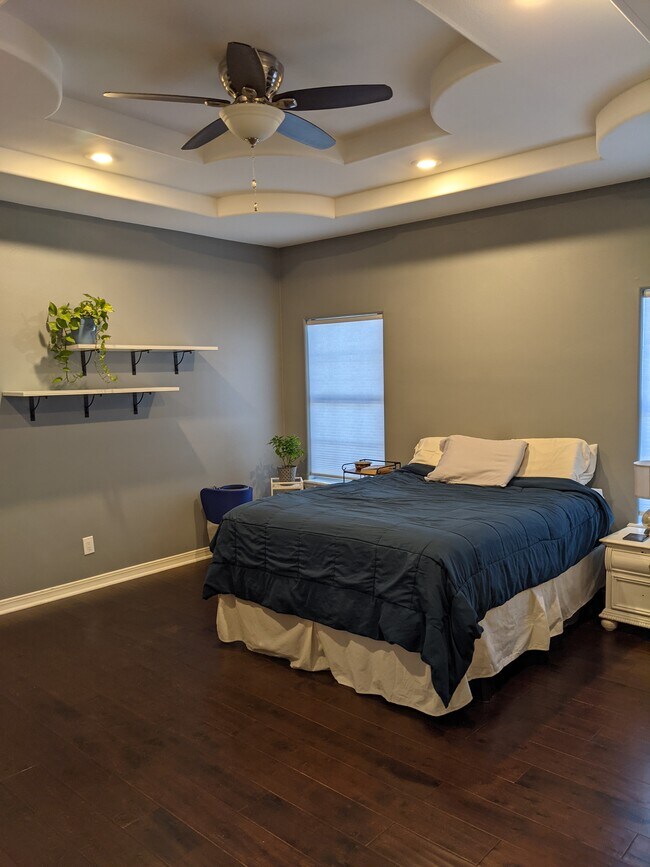 Building Photo - 105 Flathead Lake Dr