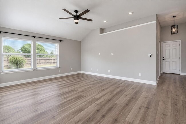 Building Photo - 5928 Lomita Verde Cir
