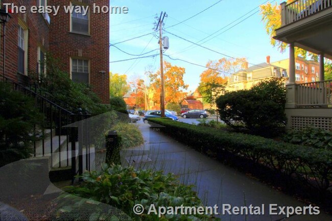 Building Photo - 28 Langdon St
