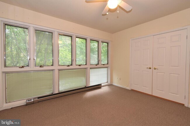 Building Photo - 10702 Kings Riding Way