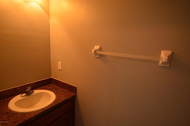 Building Photo - 2765 Revolution St