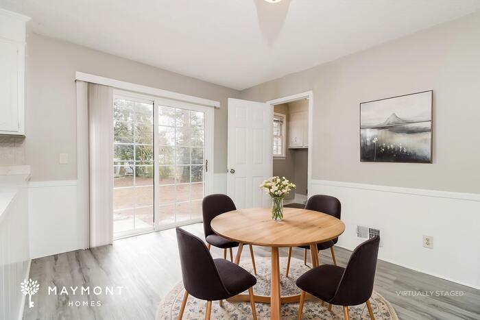 Building Photo - 301 Maid Stone Rd