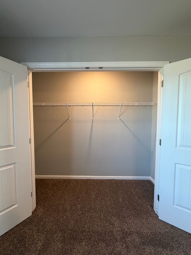 Building Photo - Find Your Fresh Start This Spring! Move in for $500! No rent until April and $100 off your first ...