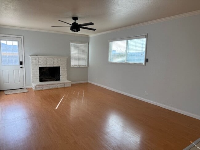 Building Photo - Large Corner lot with Lots of Curb Appeal