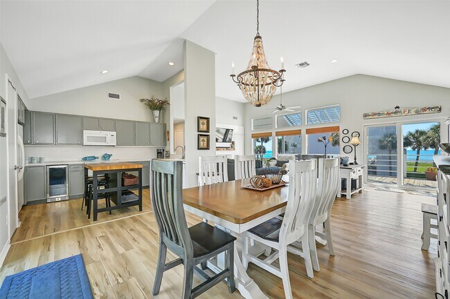Building Photo - 18418 E De Vaca Ln