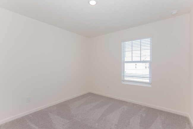 Primary Photo - Fantastic 3bd/2.5ba home! Coming soon!