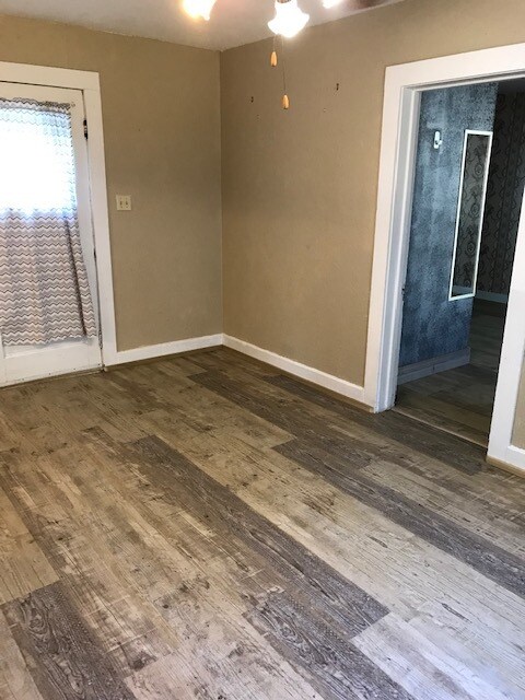 Living Room - 709 9th Ave SW