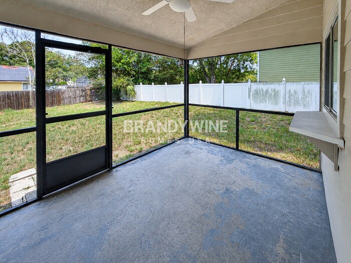 Building Photo - 6813 Westborough Ln