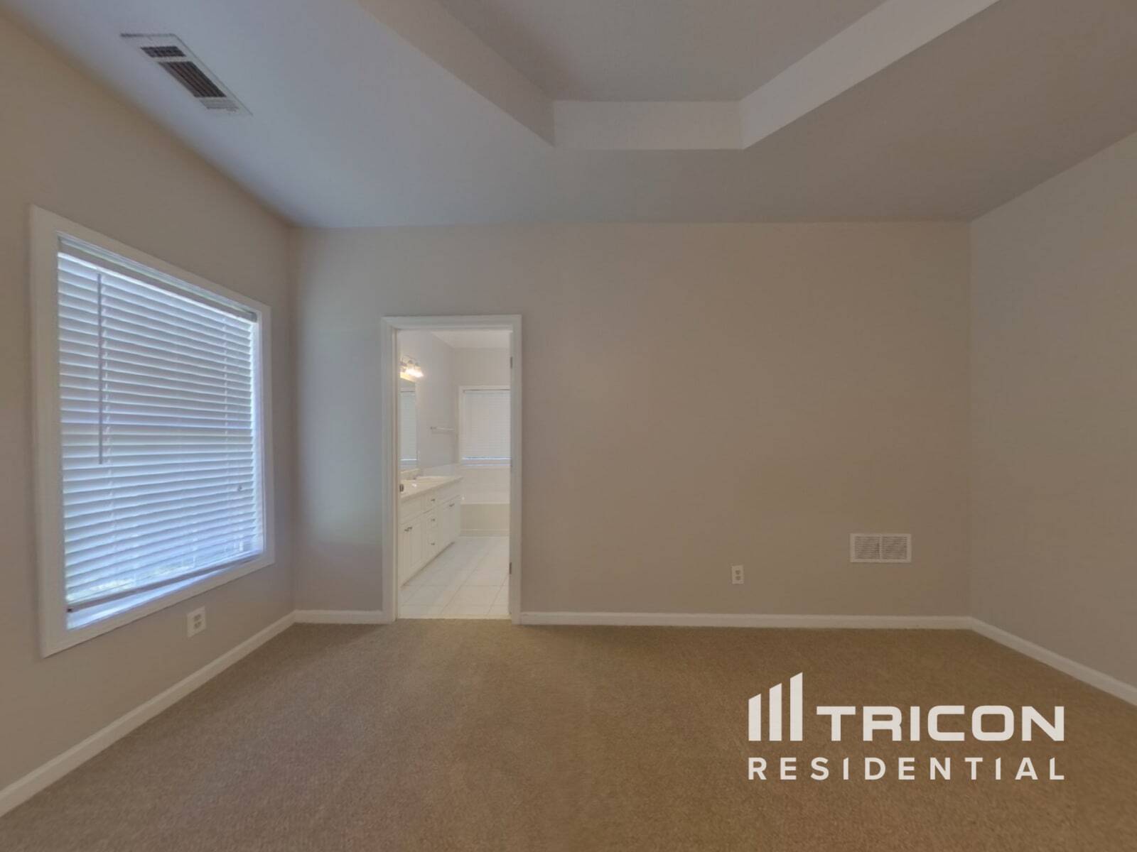 Building Photo - 325 Wisteria Blvd