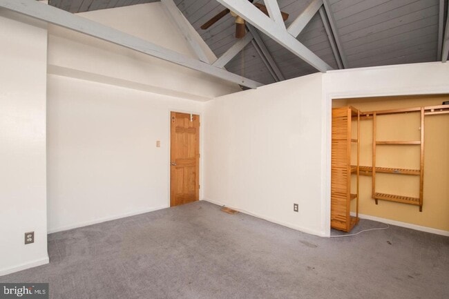 Building Photo - 822 N Ringgold St