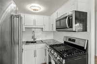 Building Photo - 1715 W Olrich St