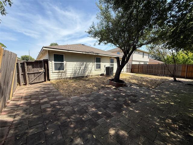 Building Photo - 8614 Mountain Bluff Ln