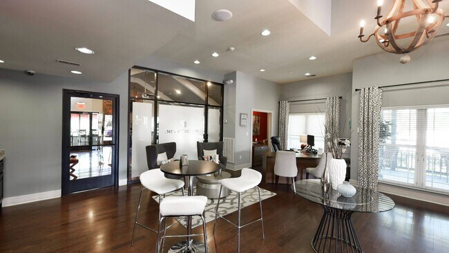 Building Photo - 101 Brixworth Ln