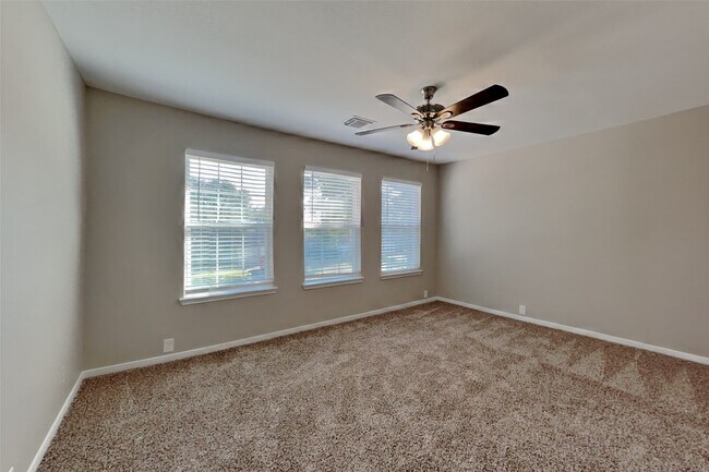 Building Photo - 11810 Skydale Dr