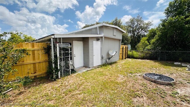 Building Photo - 4701 Ferdinand Ave
