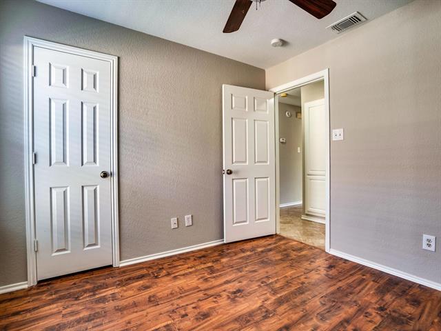 Building Photo - 626 Cribbs Dr