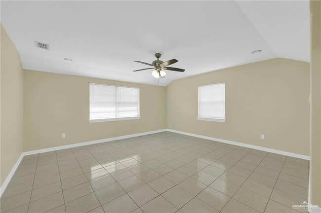 Building Photo - 710 N 9th St