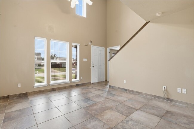 Building Photo - 2443 Pintail Loop