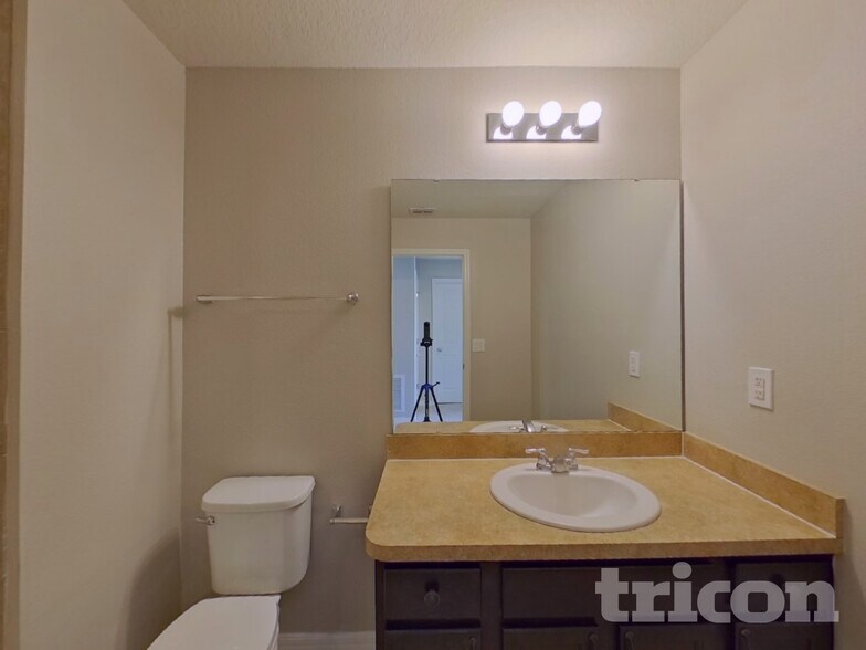 Building Photo - 1517 Gadsden Point Pl