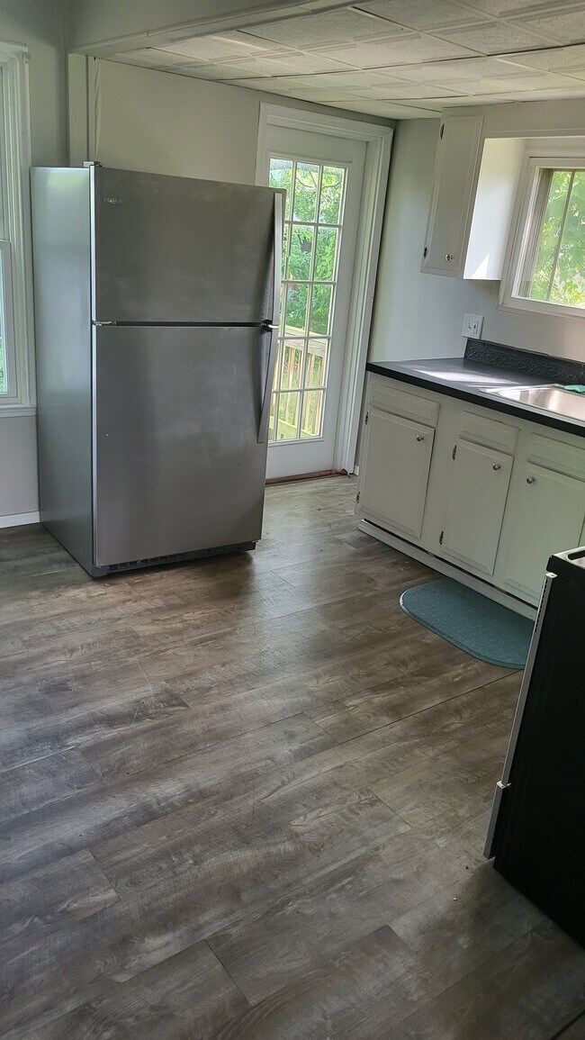 Building Photo - 23 Locust Park